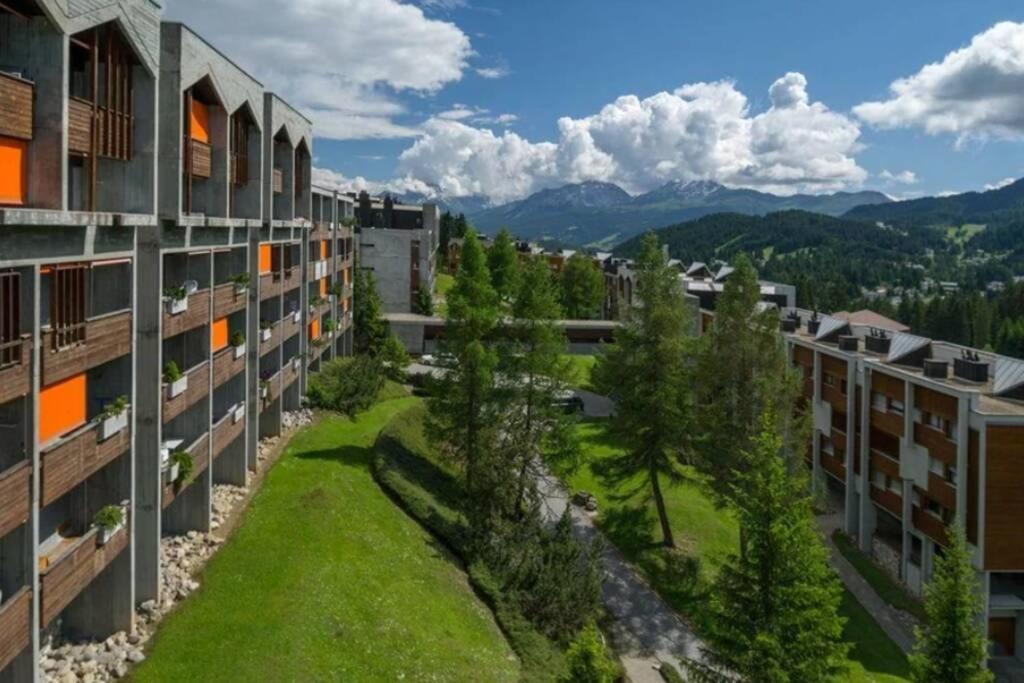 Charmante Chalet-Wohnung Im Ski-/ Wanderparadies Lenzerheide Eksteriør bilde